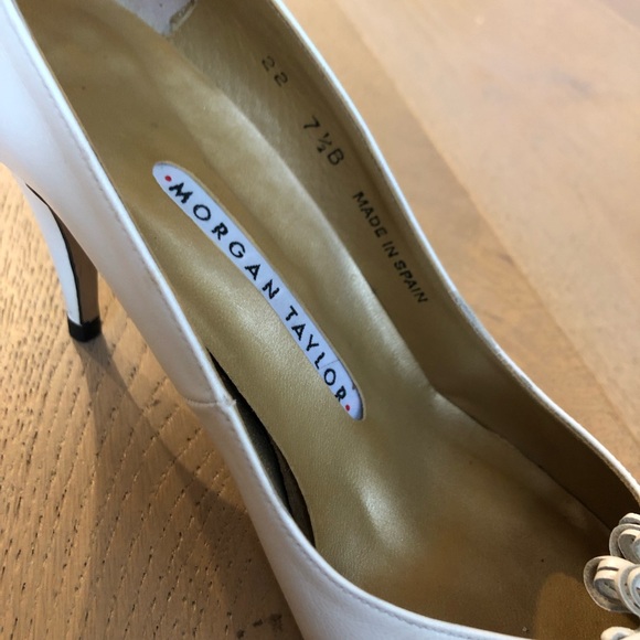 Morgan Taylor vintage white leather heels - Picture 3 of 8